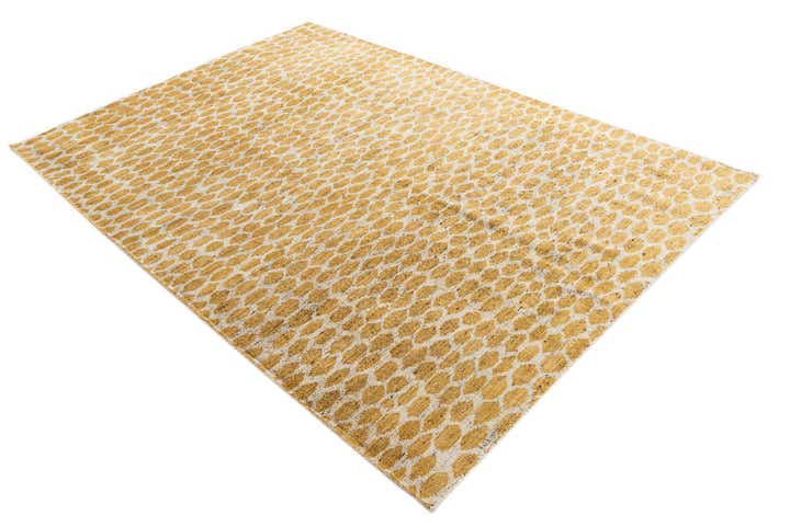 6' 1 x 8' 9 Hand Knotted Moroccan Wool Rug