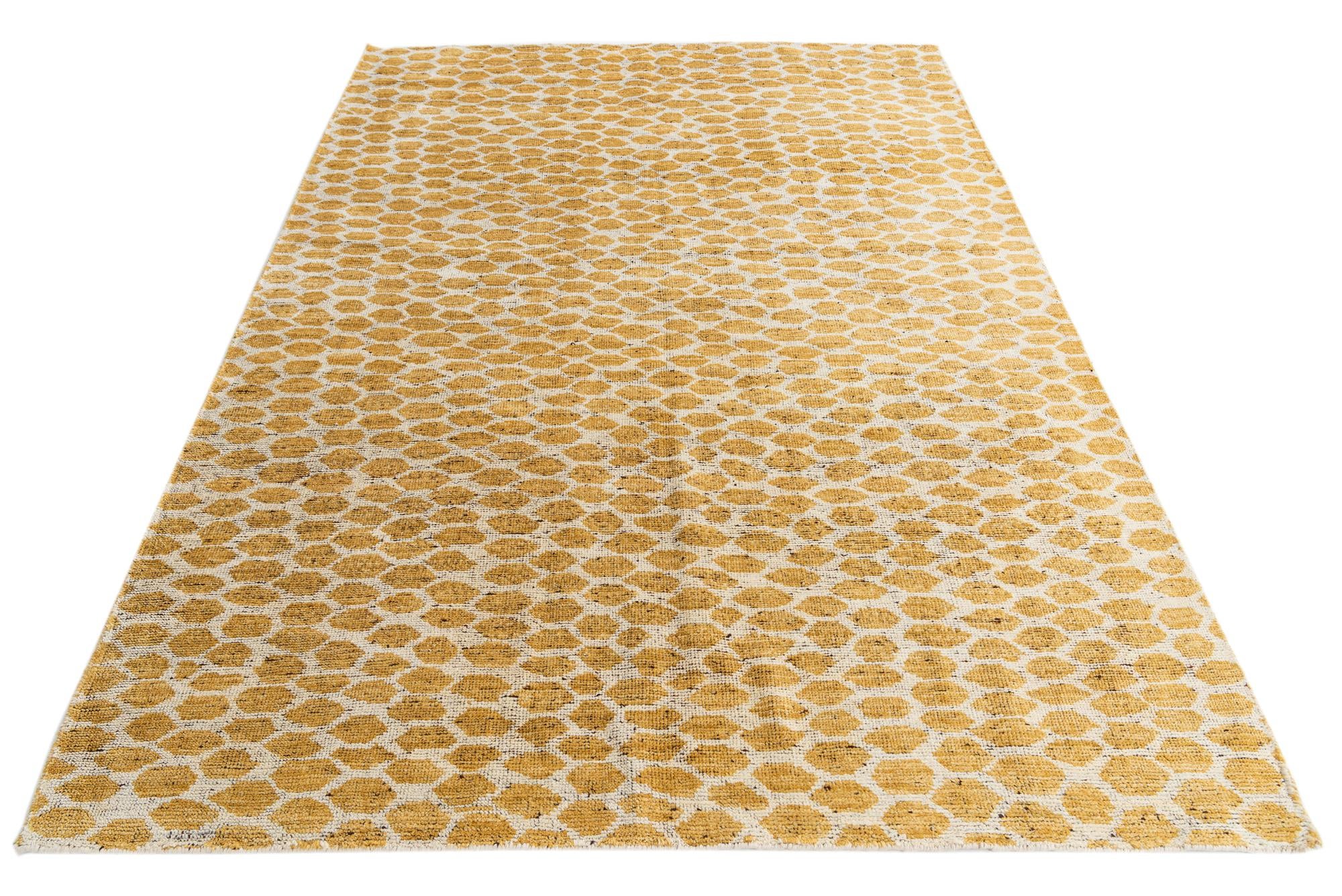 6' 1 x 8' 9 Hand Knotted Moroccan Wool Rug