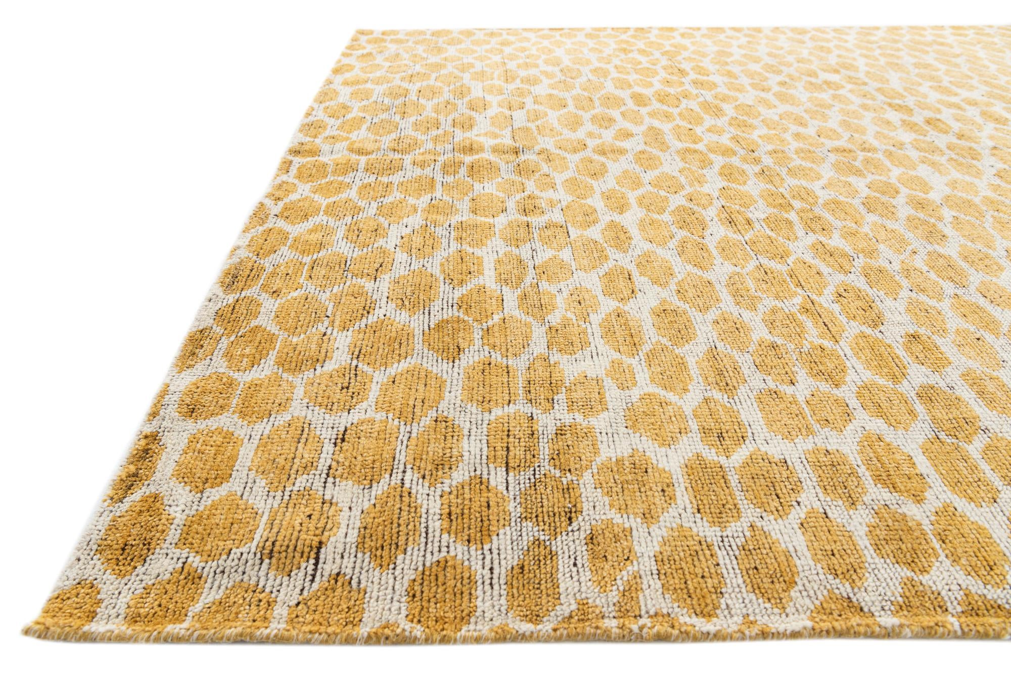 6' 1 x 8' 9 Hand Knotted Moroccan Wool Rug