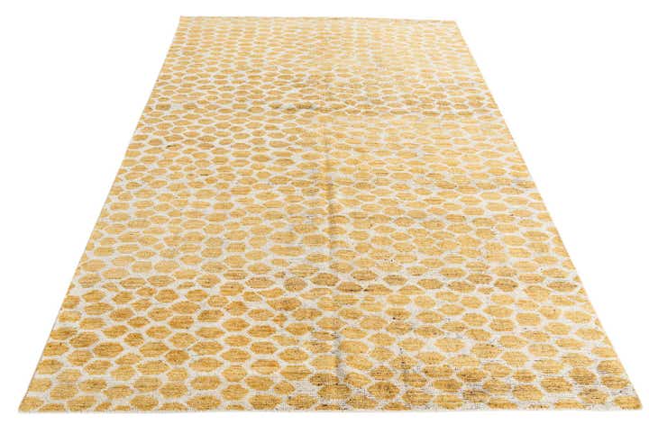 6' x 9' 1 Hand Knotted Moroccan Wool Rug