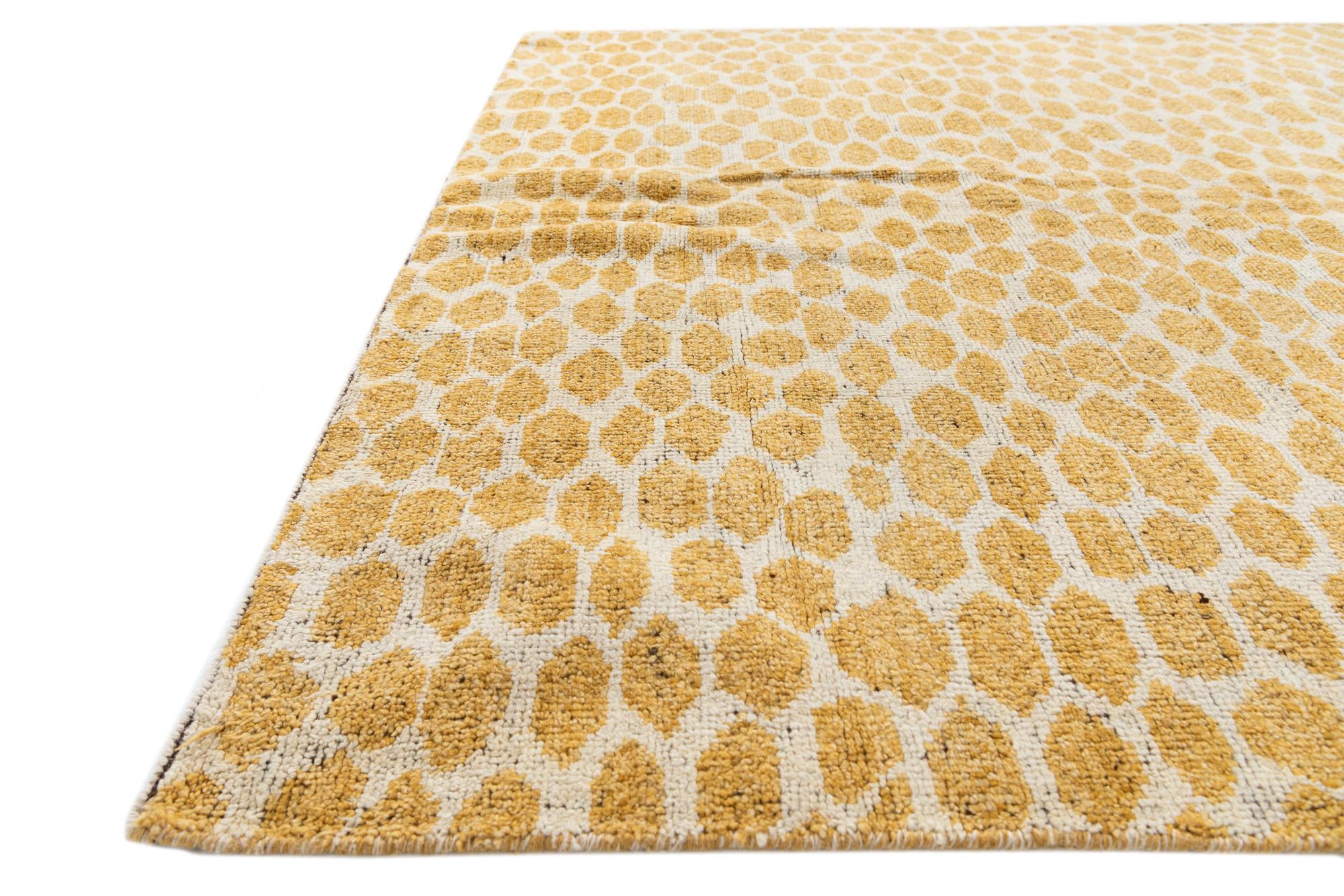 6' 2 x 9' 2 Hand Knotted Moroccan Wool Rug