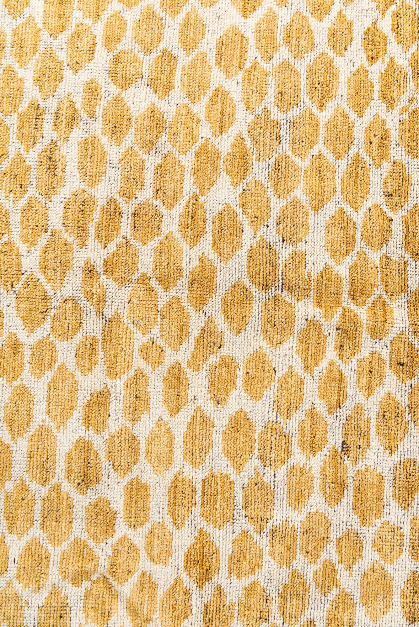 6' x 9' 2 Hand Knotted Moroccan Wool Rug