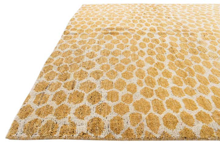 6' x 9' 2 Hand Knotted Moroccan Wool Rug