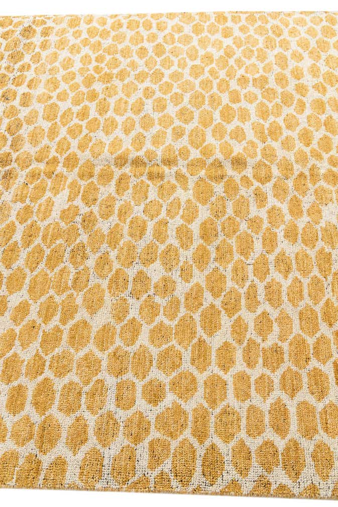 6' x 9' 2 Hand Knotted Moroccan Wool Rug