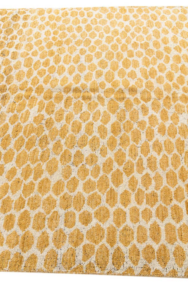 Detail image of 6' x 9' 2 Hand Knotted Moroccan Wool Rug