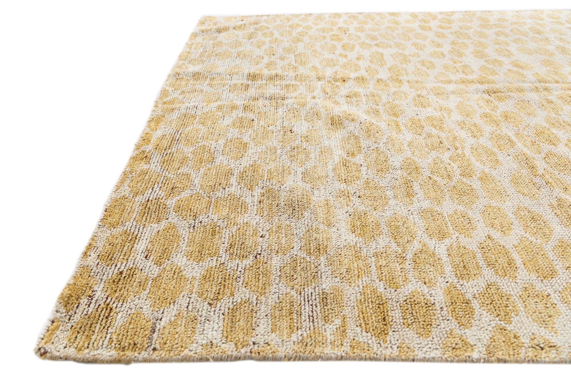 5' x 8' Hand Knotted Moroccan Wool Rug