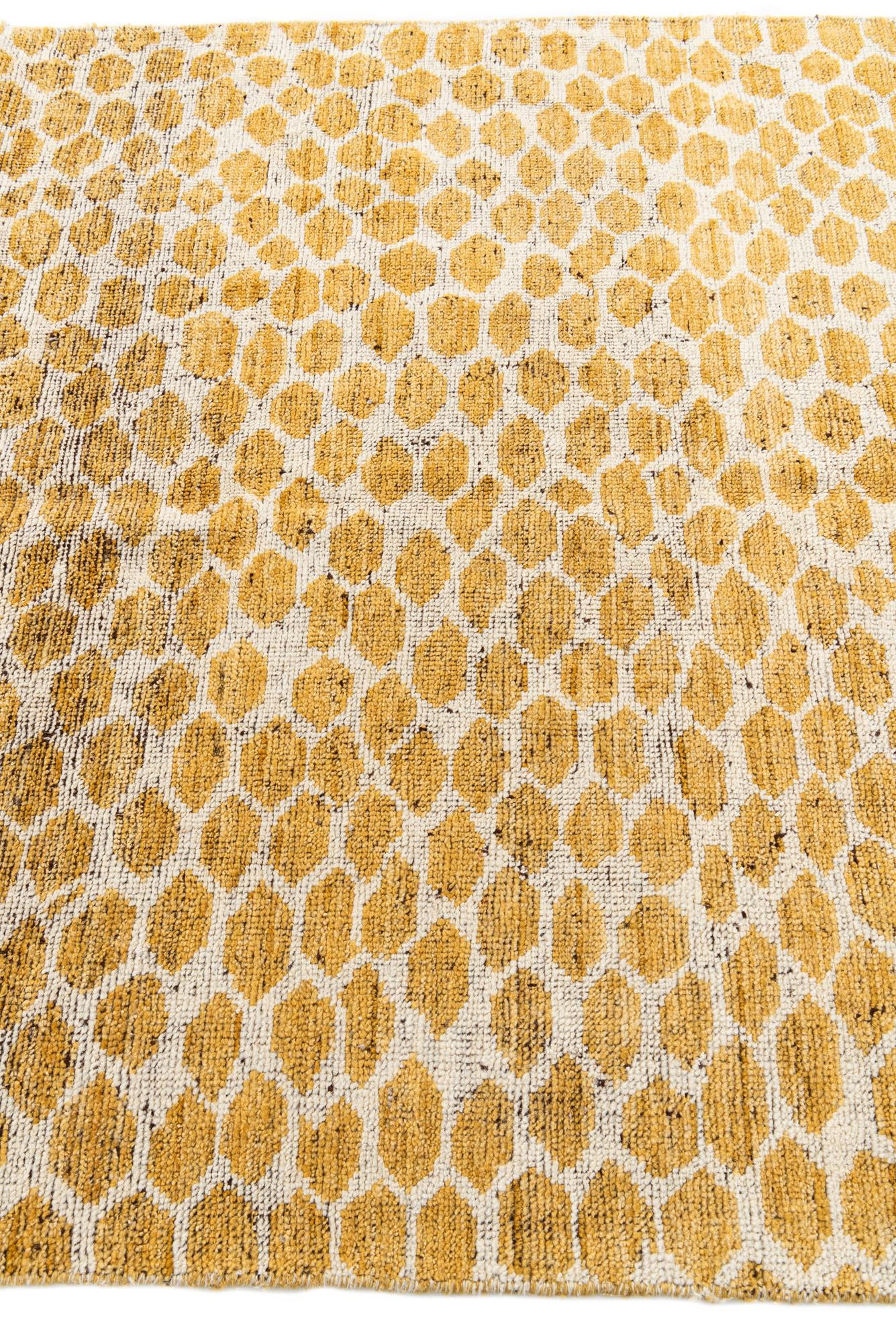5' x 8' 1 Hand Knotted Moroccan Wool Rug