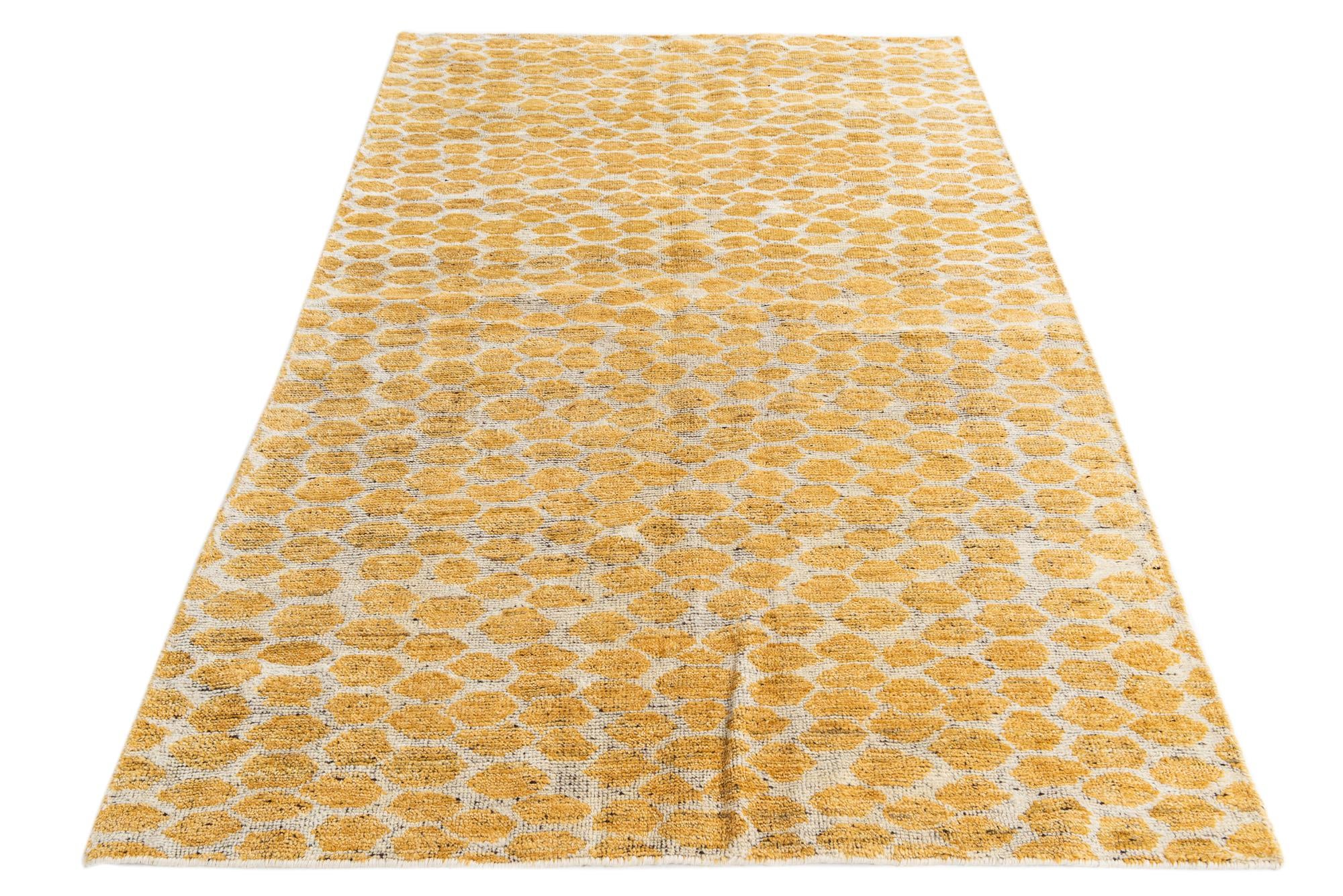 5' x 8' Hand Knotted Moroccan Wool Rug