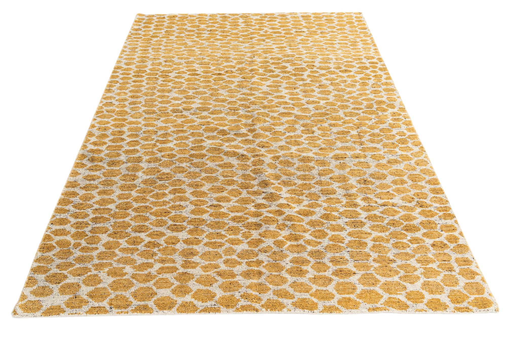 6' 1 x 9' Hand Knotted Moroccan Wool Rug