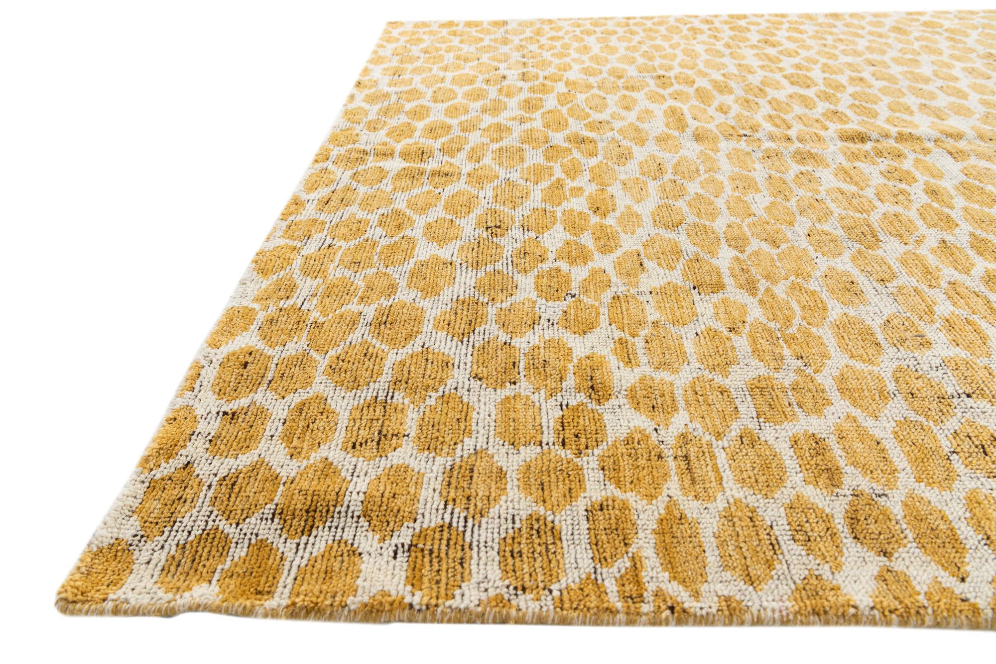 6' 1 x 9' Hand Knotted Moroccan Wool Rug