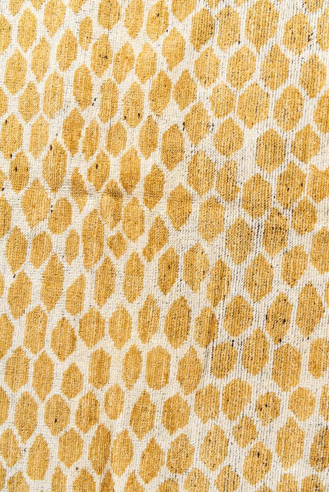 6' 1 x 9' 1 Hand Knotted Moroccan Wool Rug