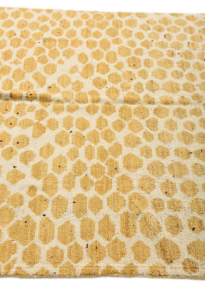 5' 2 x 8' 8 Hand Knotted Moroccan Wool Rug