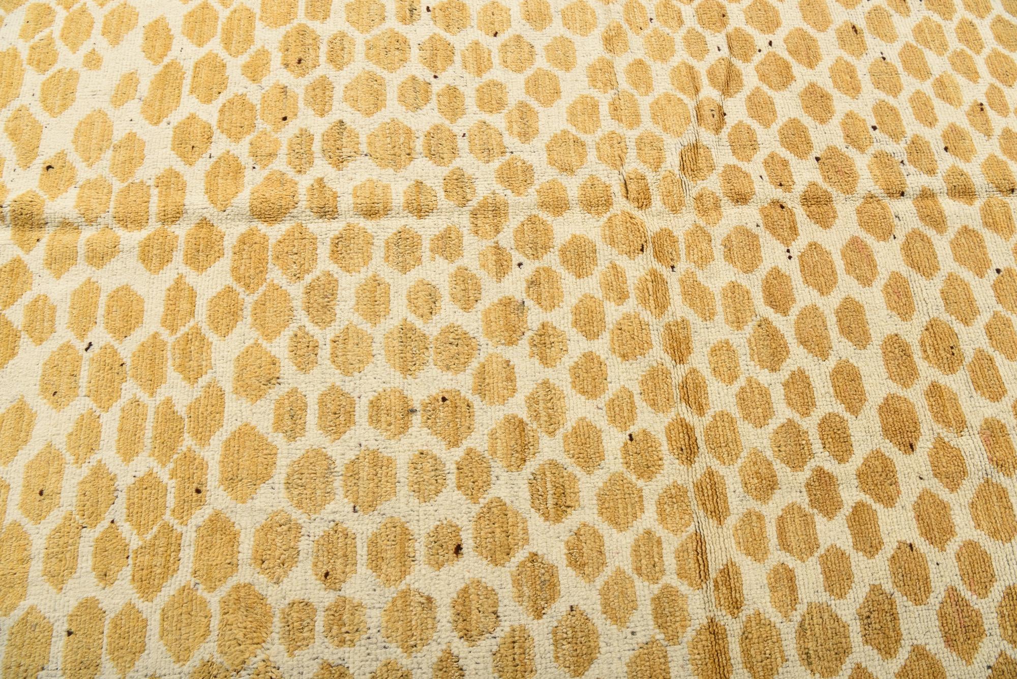 5' 2 x 8' 8 Hand Knotted Moroccan Wool Rug