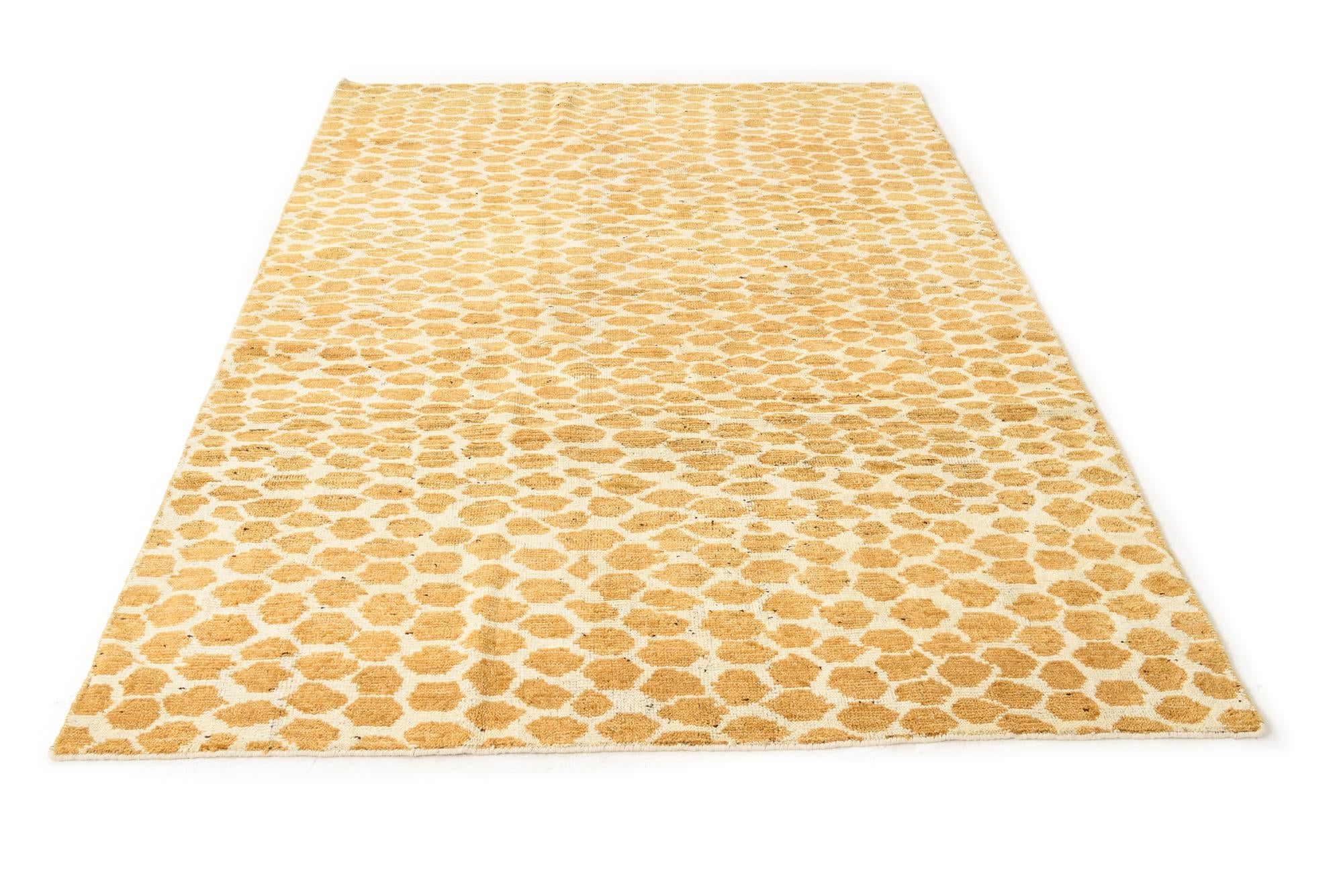5' 10 x 9' Hand Knotted Moroccan Wool Rug