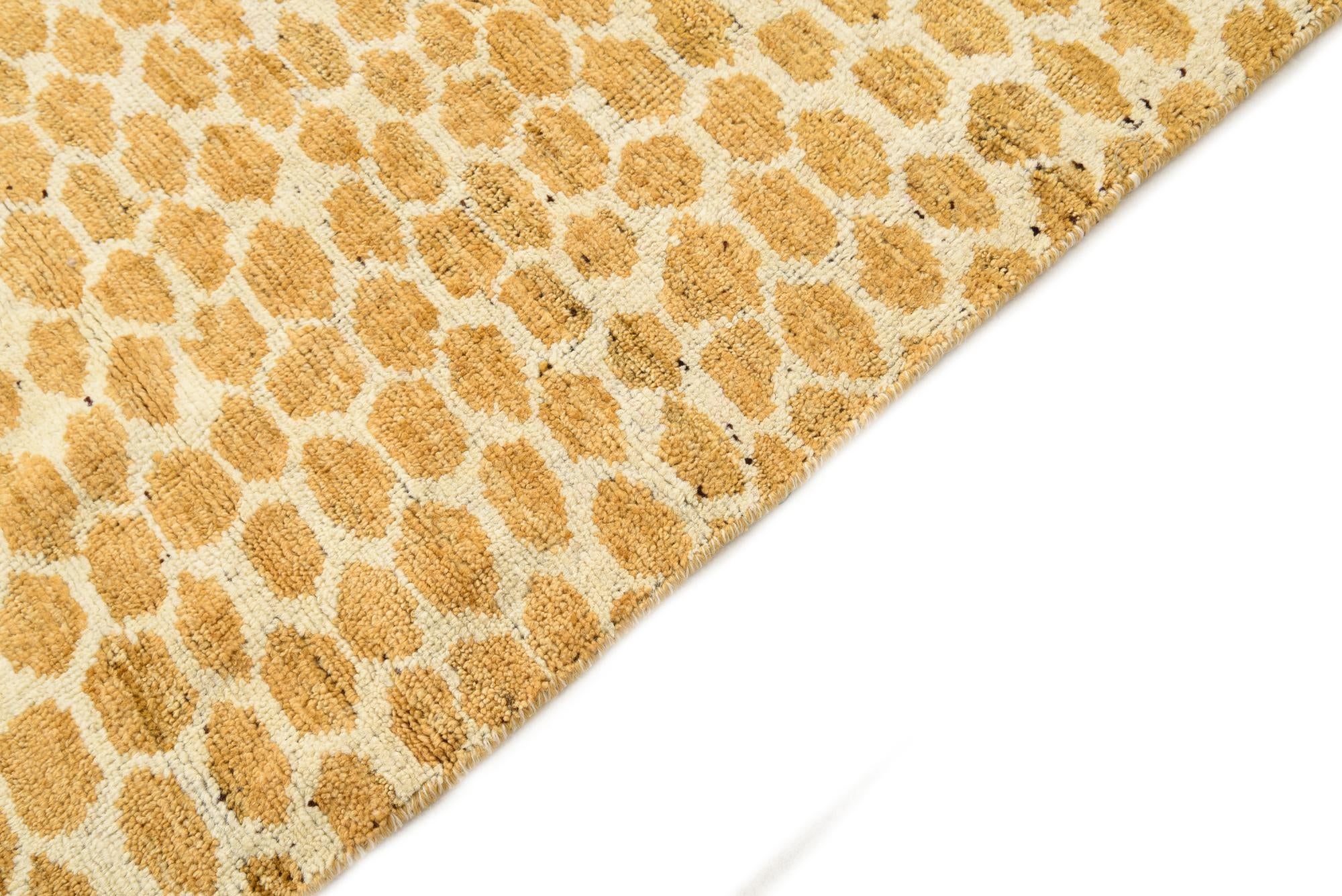5' 10 x 9' Hand Knotted Moroccan Wool Rug