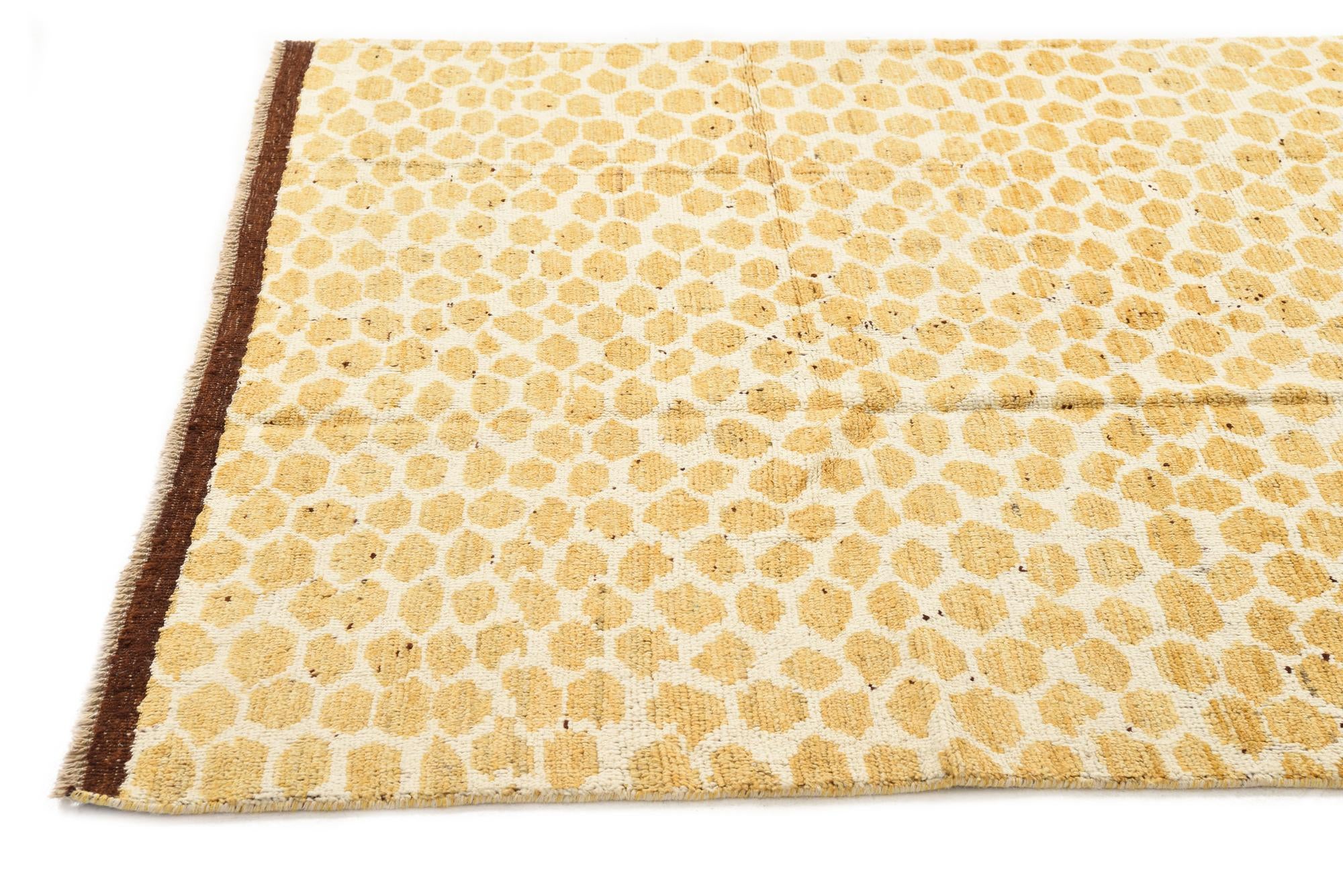 6' x 9' 2 Hand Knotted Moroccan Wool Rug