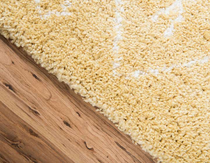 8' x 10' Moroccan Shag Rug