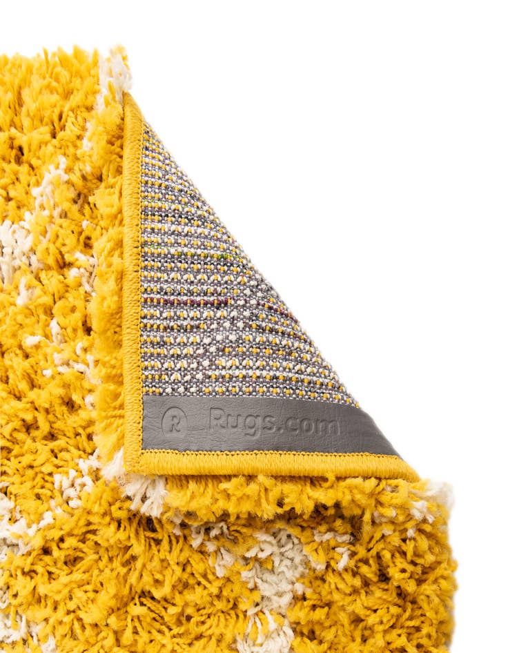 Detail image of 4' x 6' Moroccan Trellis Shag Rug