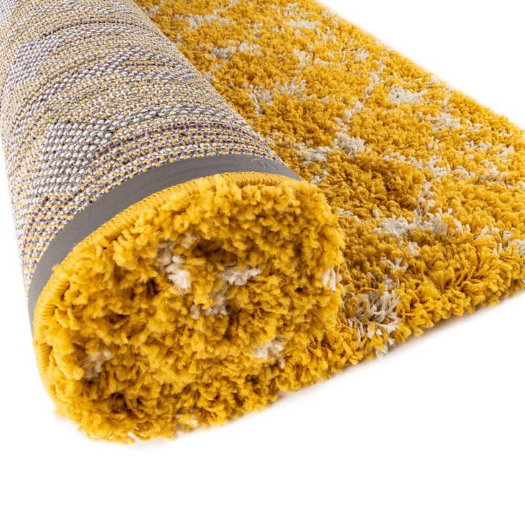 Detail image of 6' x 9' Moroccan Trellis Shag Rug