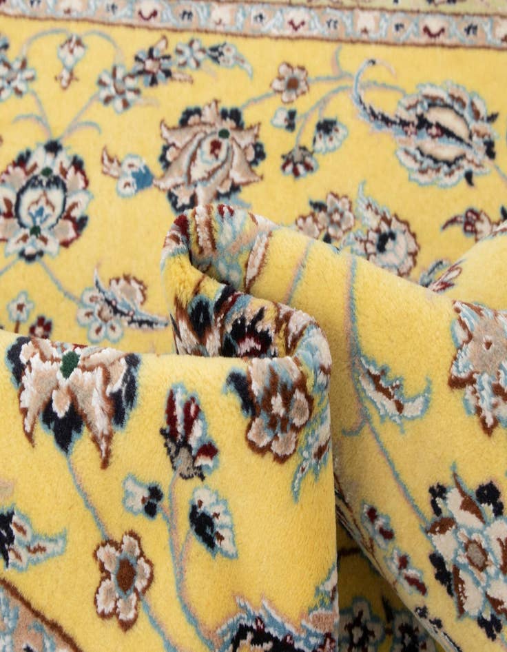 Detail image of 3' 3 x 4' 7 Hand Knotted Nain Persian Rug