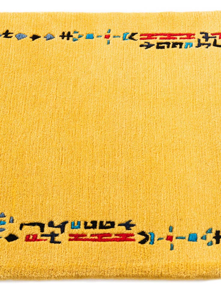 Detail image of 2' 5 x 4' 6  Hand Knotted Nepal Wool Rug