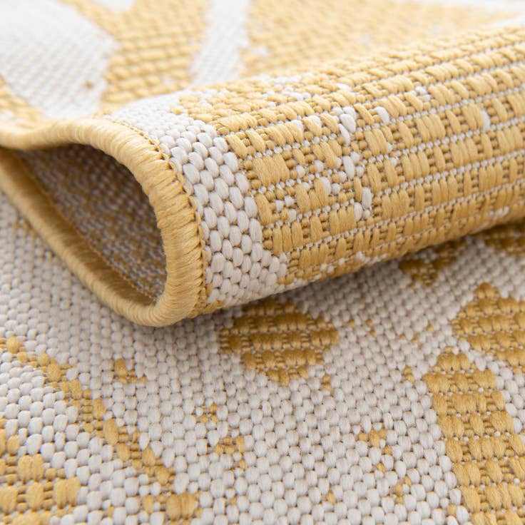 Detail image of 7' 10 x 10' Easy-Clean Bohemian Indoor / Outdoor Rug
