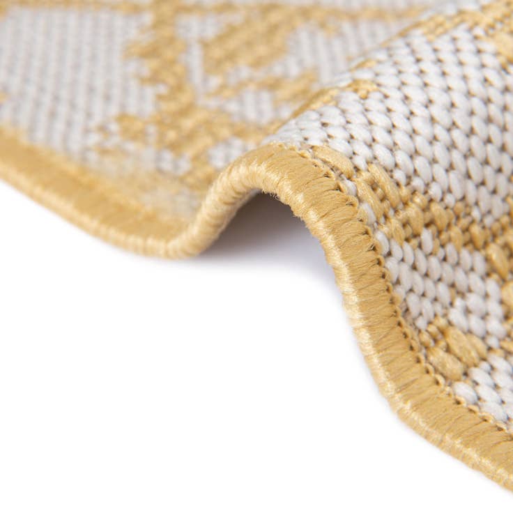 Detail image of 7' 10 x 10' Easy-Clean Bohemian Indoor / Outdoor Rug
