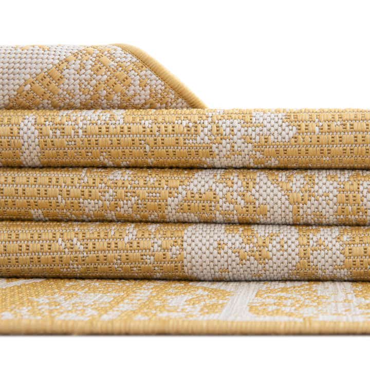 7' 10 x 10' Easy-Clean Bohemian Indoor / Outdoor Rug