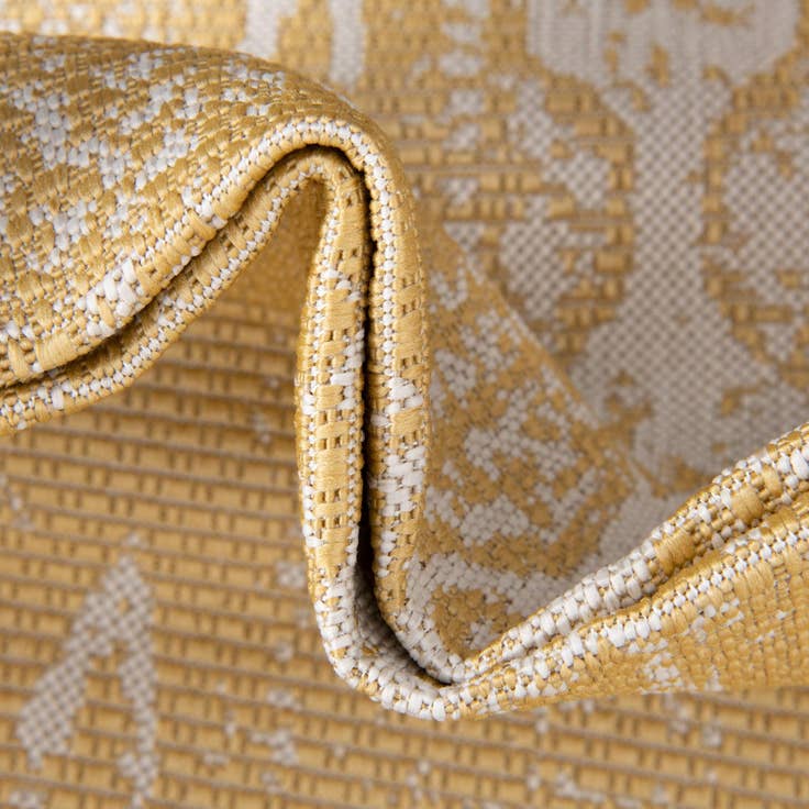 Detail image of 4' x 6' Easy-Clean Bohemian Indoor / Outdoor Rug
