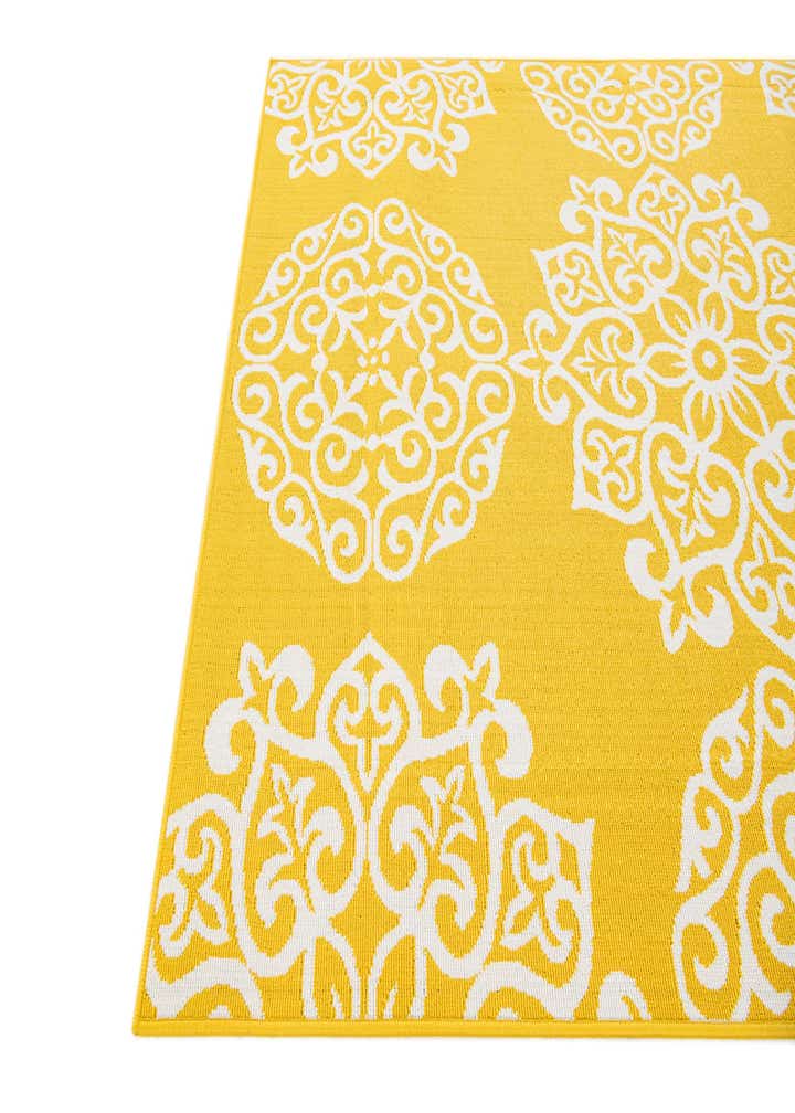 5' 3 x 7' 8 Easy-Clean Botanical Indoor / Outdoor Rug