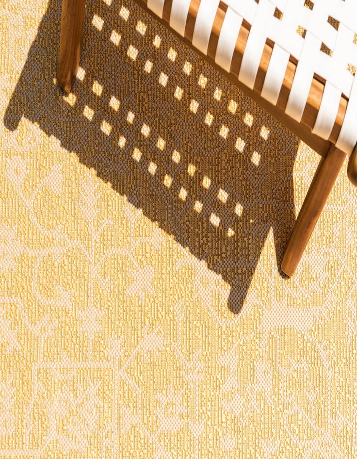 Detail image of 9' x 12'  Washable Botanical Indoor / Outdoor Rug