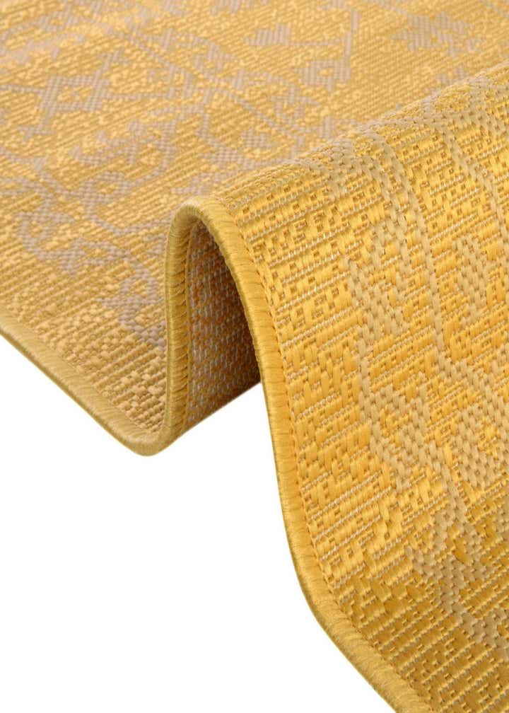 2' x 3' Easy-Clean Botanical Indoor / Outdoor Rug
