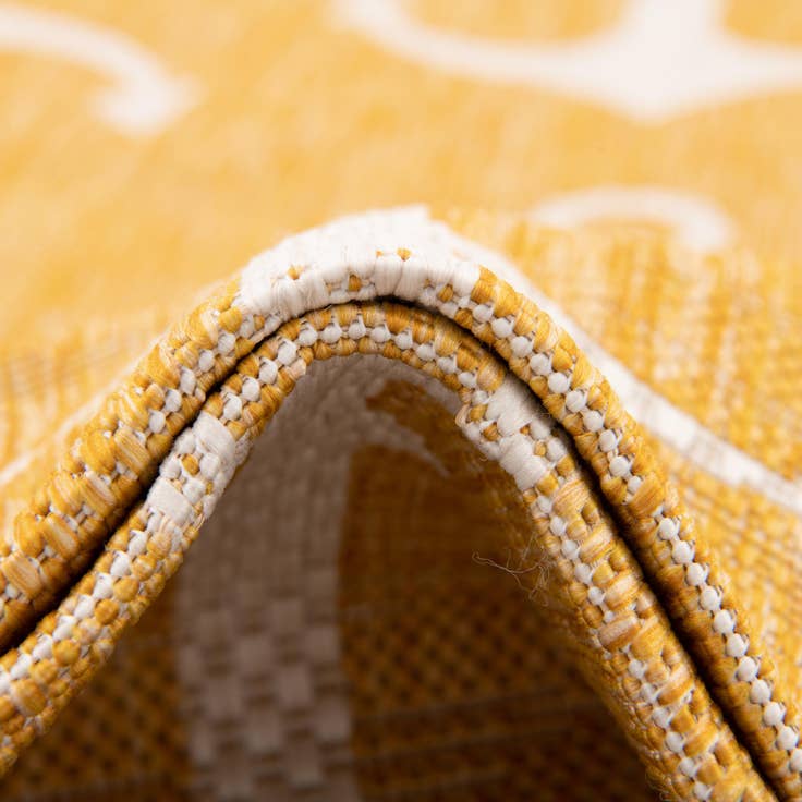 Detail image of 7' 10 x 11' Easy-Clean Coastal Indoor / Outdoor Rug