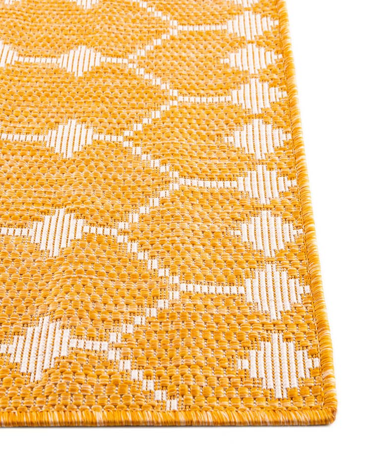Detail image of Custom Yellow Washable Lattice Indoor / Outdoor Rug