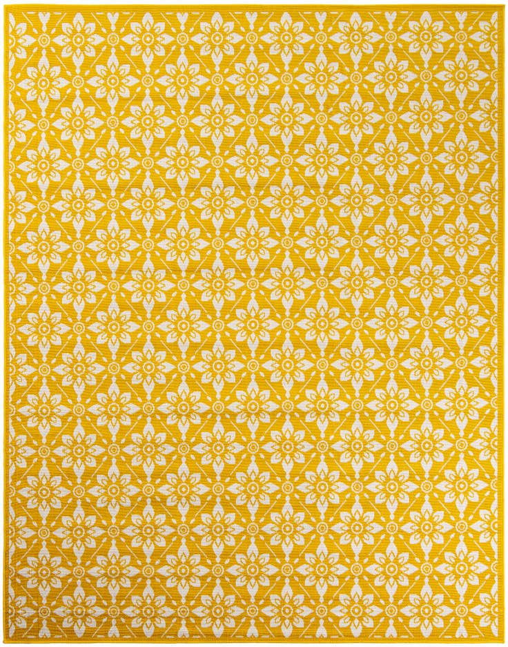 Detail image of 7' 10 x 10' Easy-Clean Lattice Indoor / Outdoor Rug