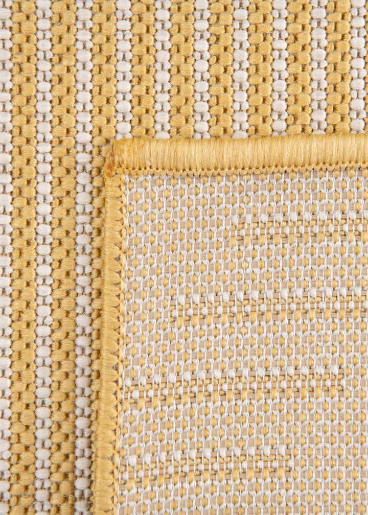7' x 10' Easy-Clean Modern Indoor / Outdoor Rug