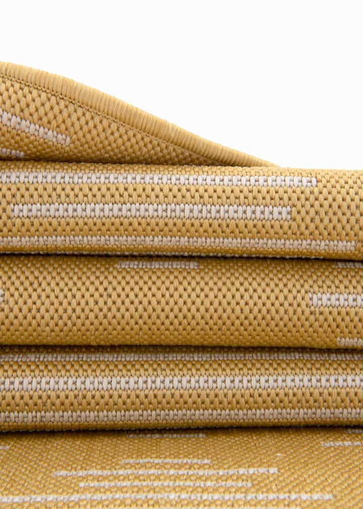 7' x 10' Easy-Clean Modern Indoor / Outdoor Rug