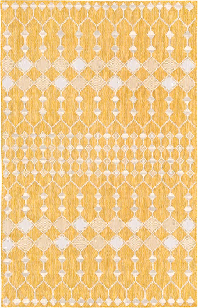 5' 3 x 8' Easy-Clean Trellis Indoor / Outdoor Rug