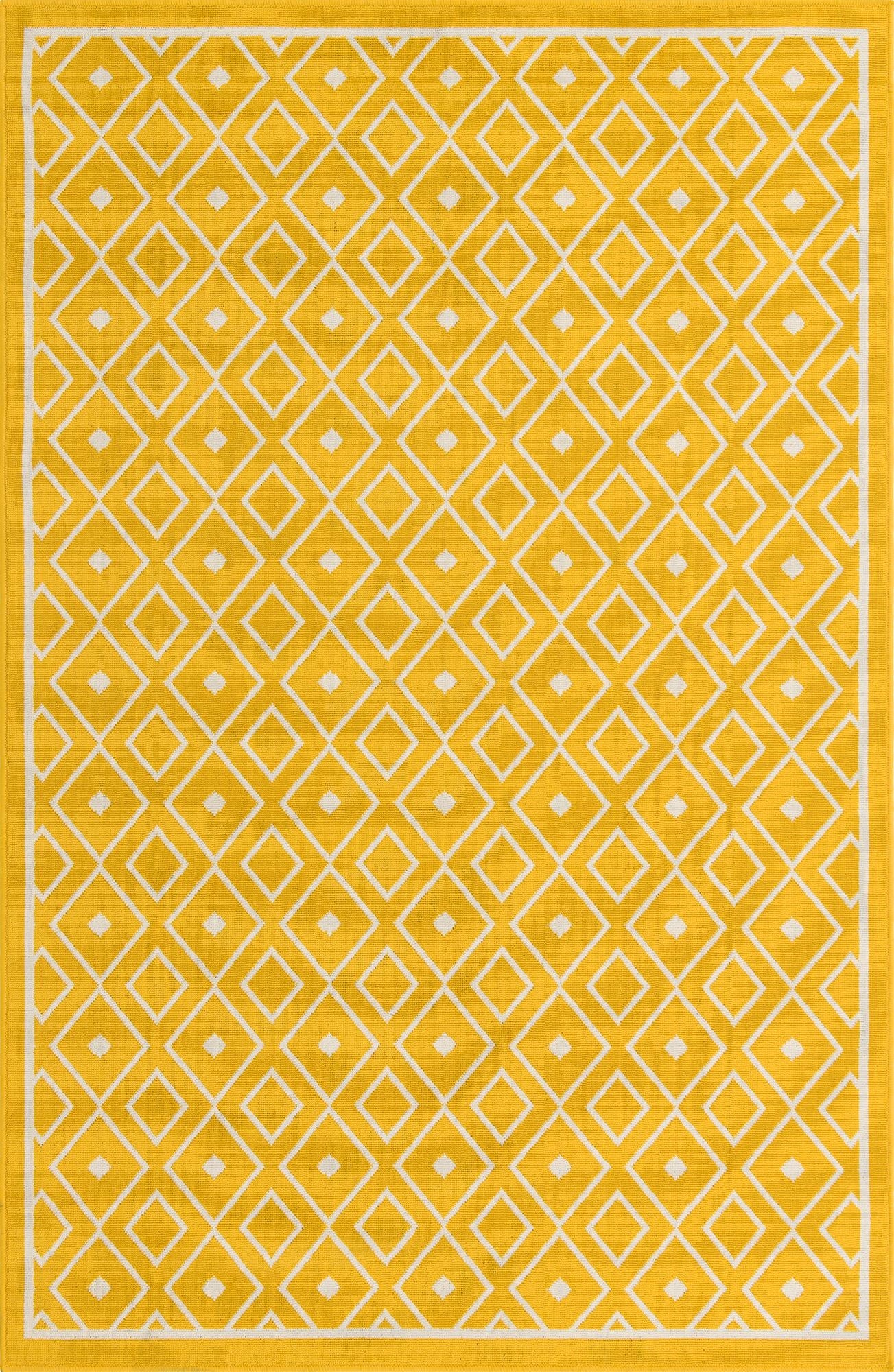 5' 3 x 8' Easy-Clean Trellis Indoor / Outdoor Rug