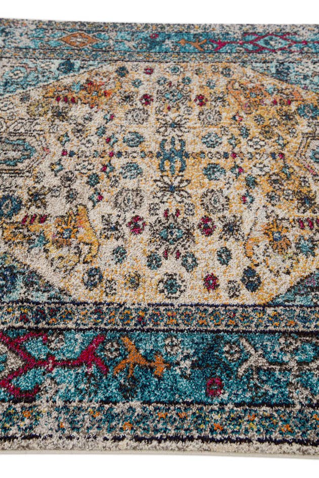 Detail image of 5' 3 x 7' 6 Palazzo Rug