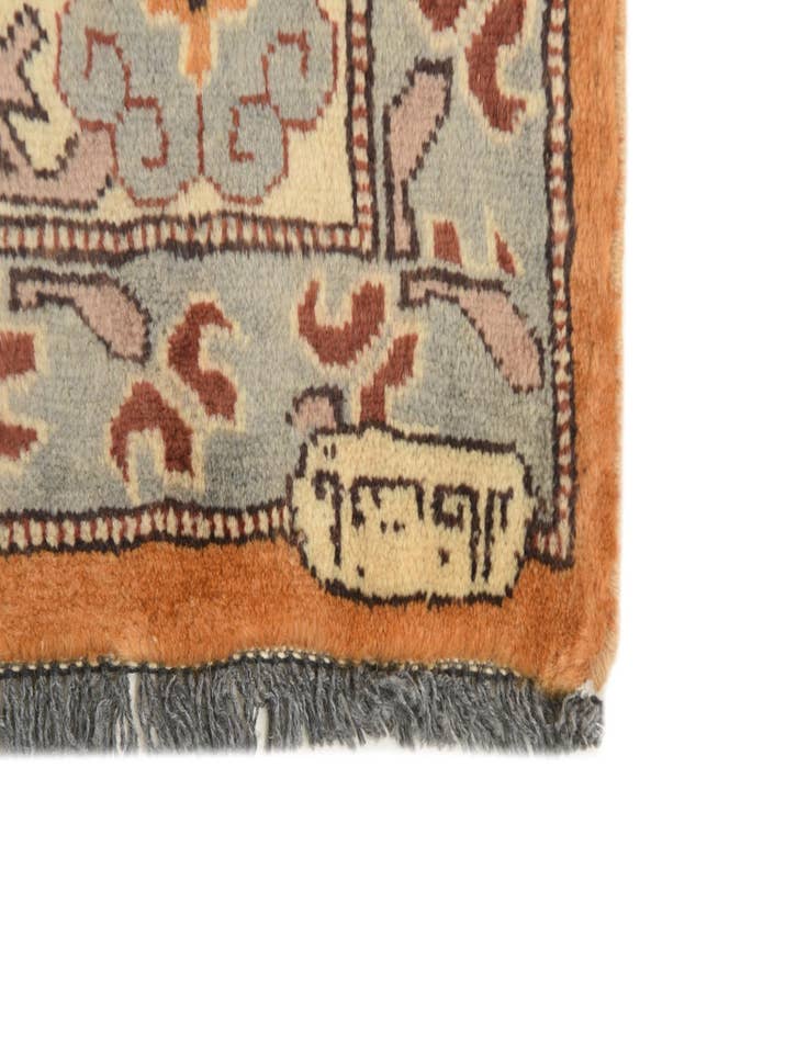 Detail image of 4' 3 x 5' 9  Hand Knotted Peshawar Ziegler Rug