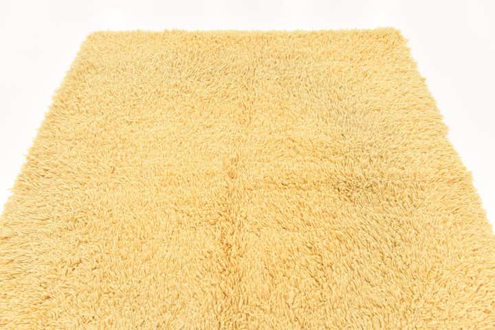 5' x 6' 3 Solid Shag Rug