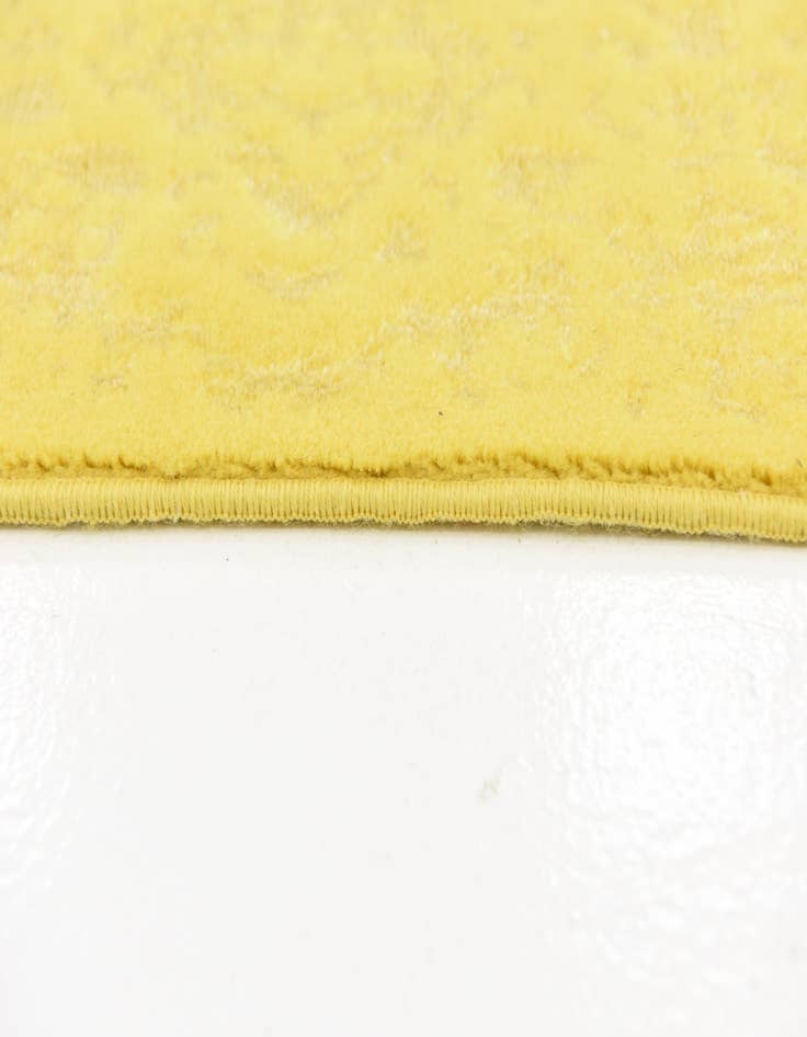 Detail image of 6' 4 x 9' 9 Tabriz Design Rug