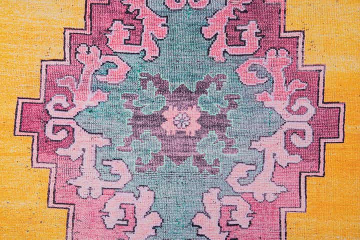 5' x 7' 10 Washable Timeless Rug