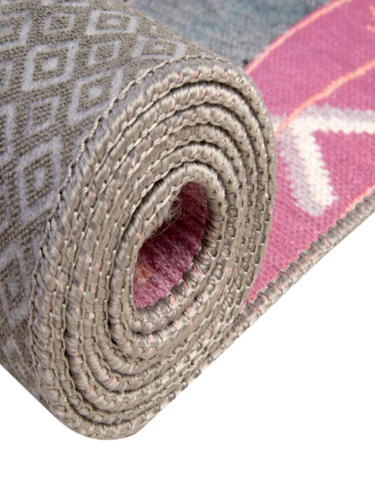 Detail image of 5' x 8' Washable Timeless Rug