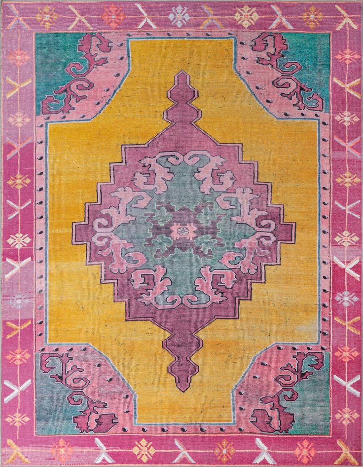 Detail image of 8' 4 x 12' Washable Timeless Rug