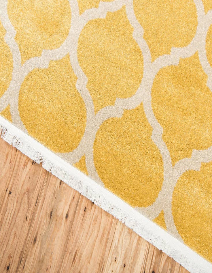 Detail image of 9' x 12' Trellis Rug