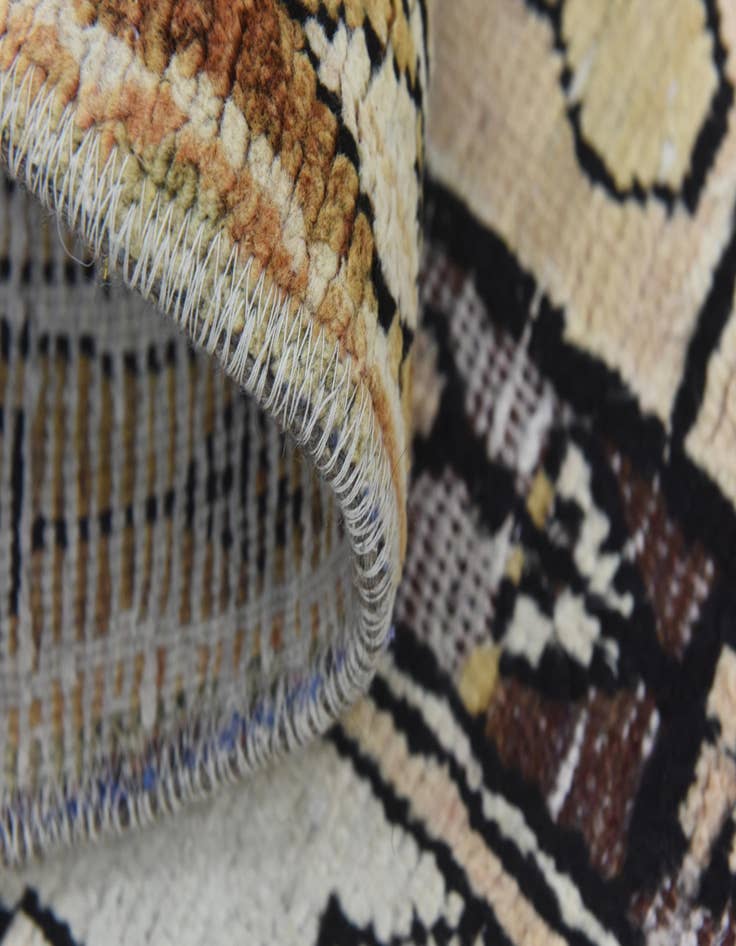 Detail image of 7' x 9' 5 Hand Knotted Ultra Vintage Persian Wool Rug