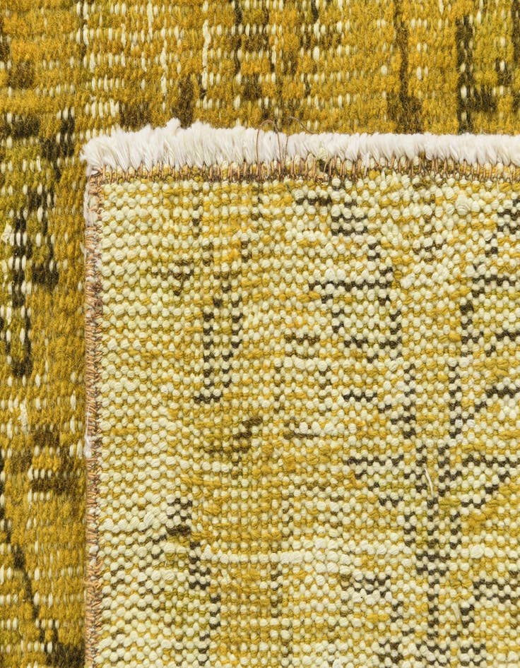 Detail image of 6' 4 x 9' 8 Ultra Vintage Wool Rug