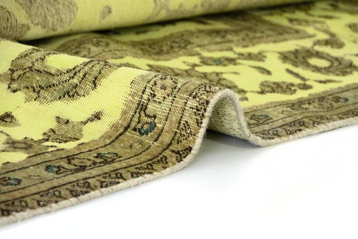 Detail image of 9' 6 x 15' 9 Hand Knotted Vintage Royal Persian Wool Rug